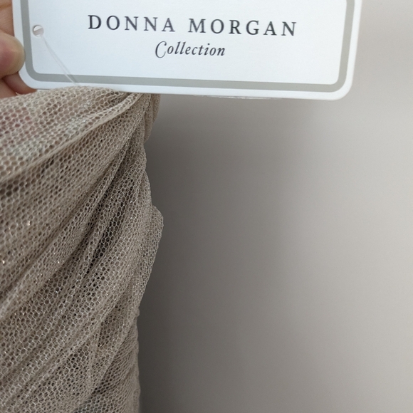 NWT blush formal wedding guest bridesmaid maxi dress - Picture 4 of 8